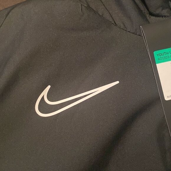 SOLD Kids Nike Black Youth Unisex Synthetic Fill Hooded Jacket Size XL NWT - Picture 7 of 14